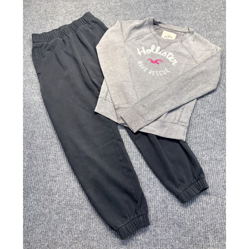 Hollister Women's XS 2 Piece Cropped Crewneck Sweatshirt Jogger Sweatpants Set